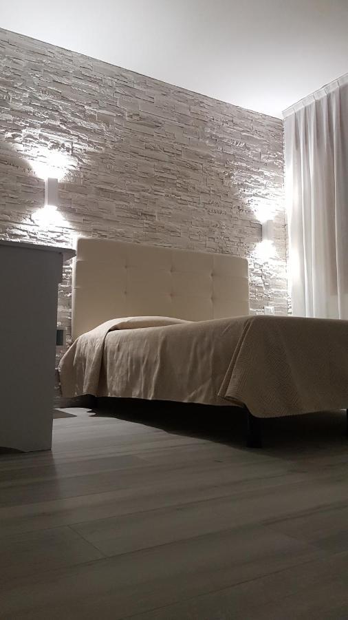Albergo Paris ซอตโตมารีนา ภายนอก รูปภาพ